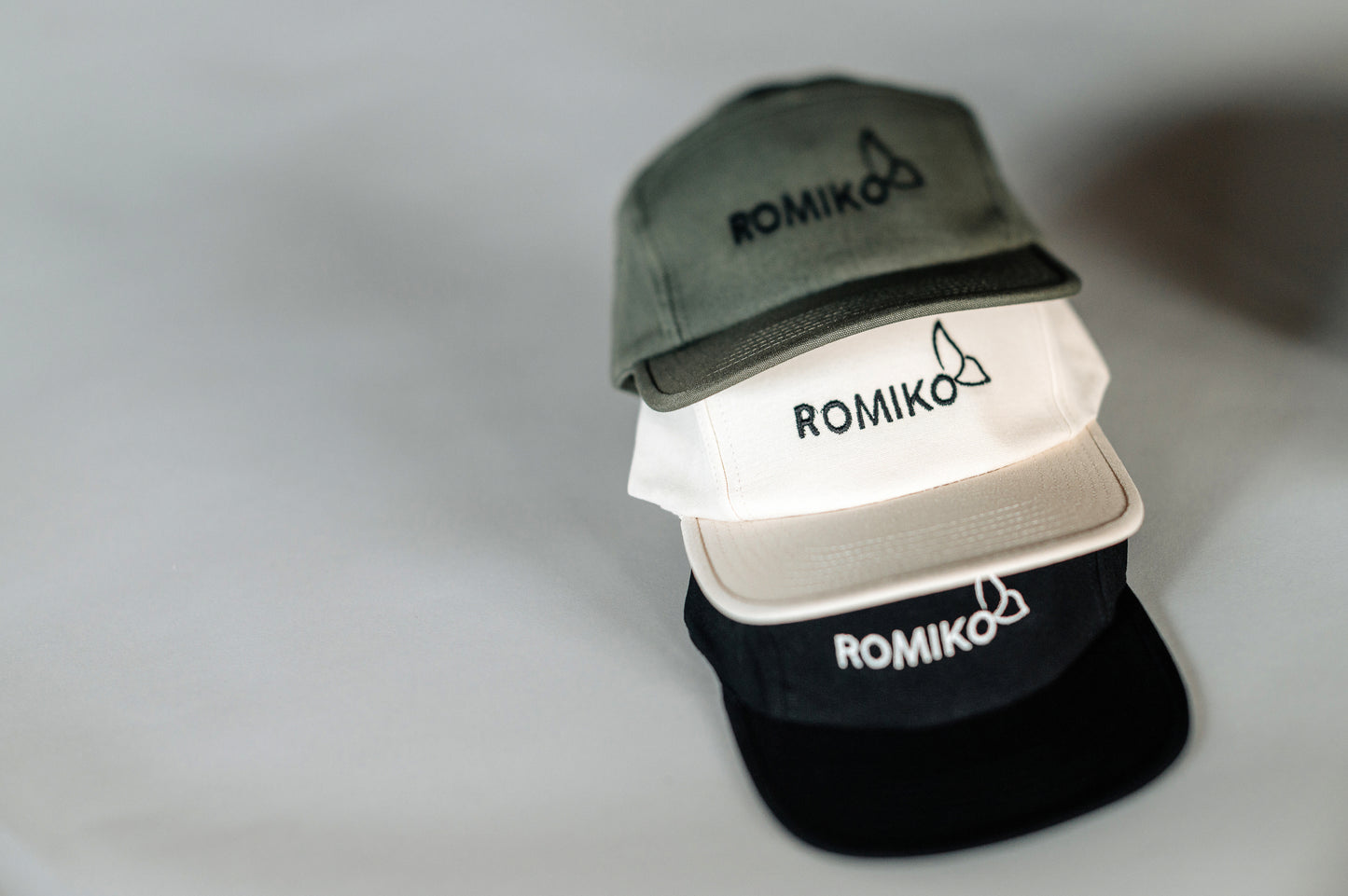 Gorra verde militar ROMIKO