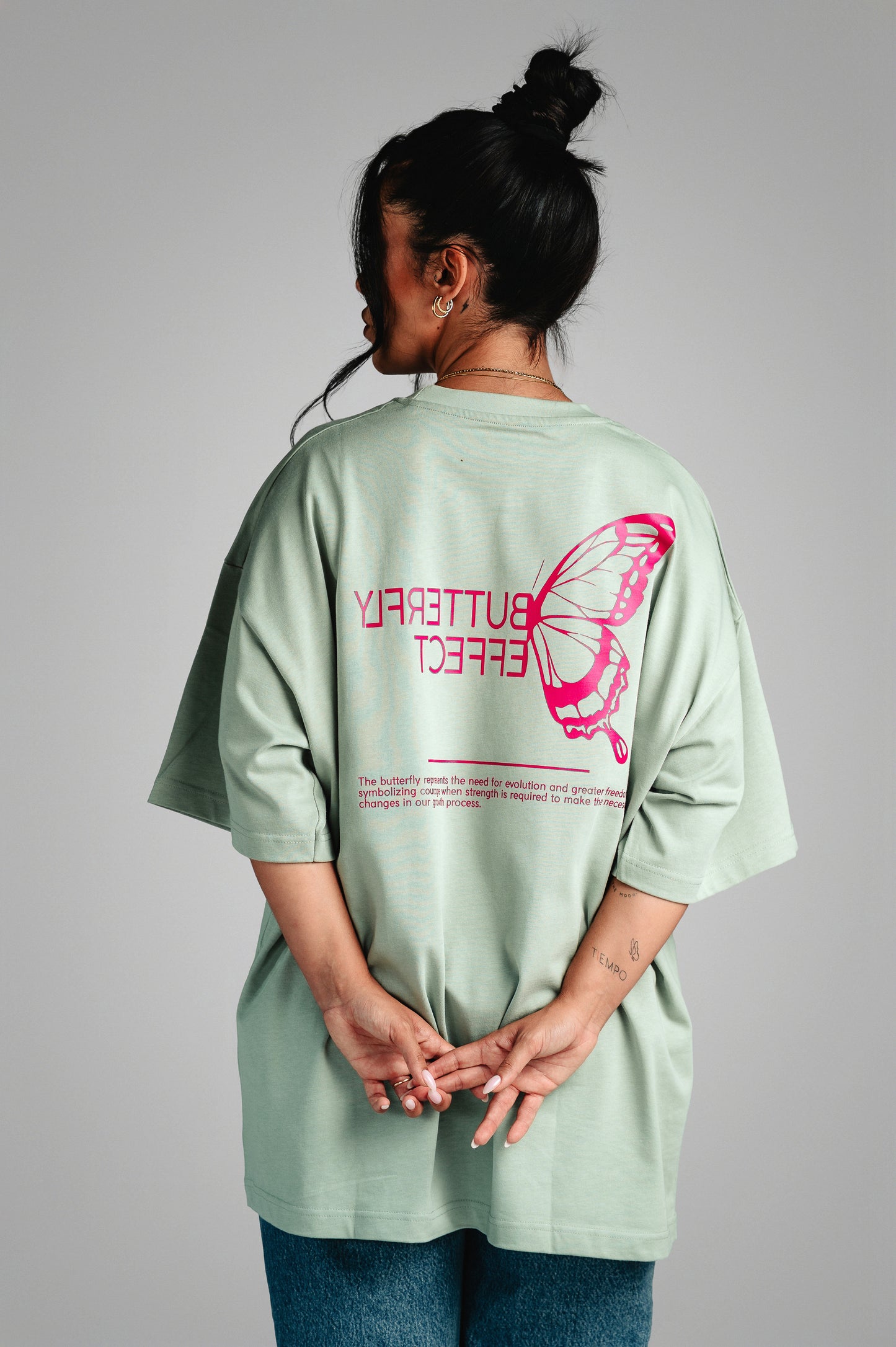 Camiseta verde BUTTERFLY EFFECT