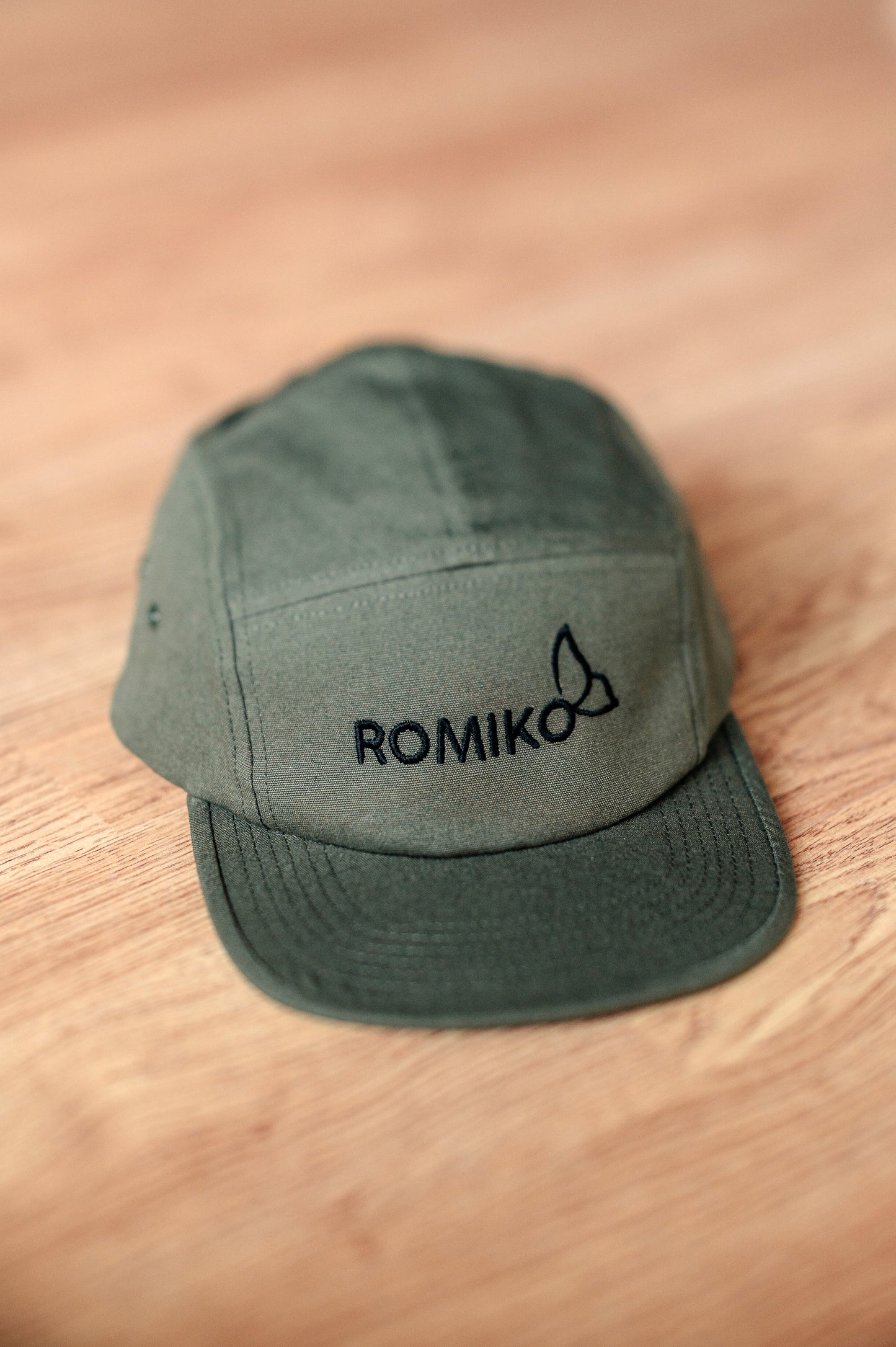 Gorra verde militar ROMIKO